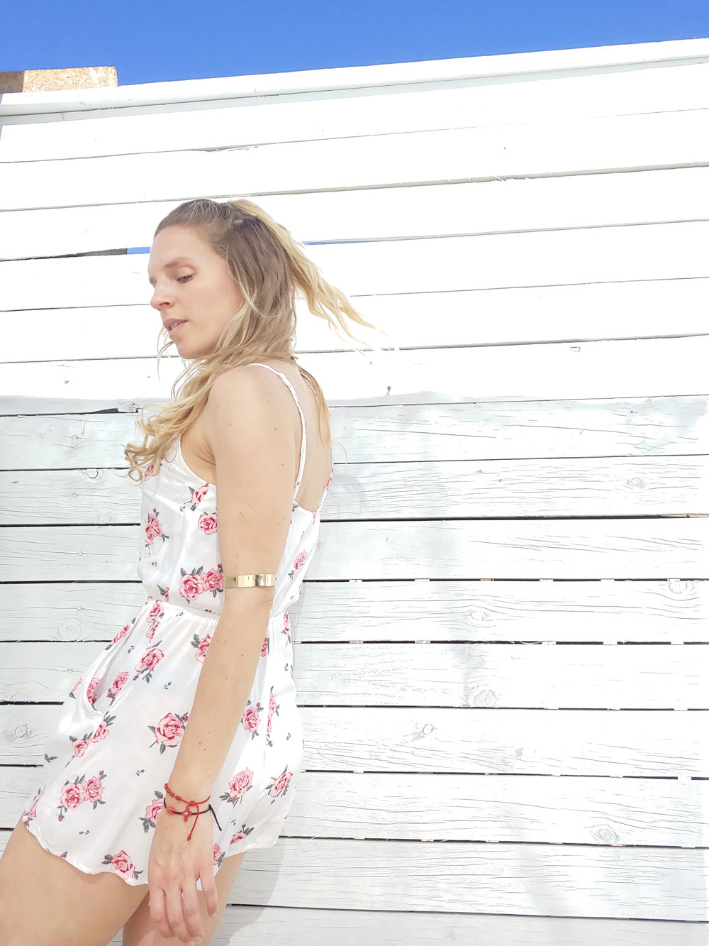 H&M-Divided-Enterito-floral-flores-blanco-feminina-verano-vacaciones-03_