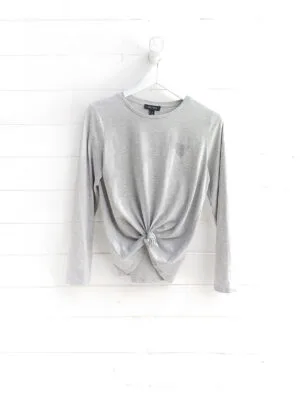 <strong>New Look</strong> Camiseta con Estampado de 🤍<br> <strong>Muj S</strong>
