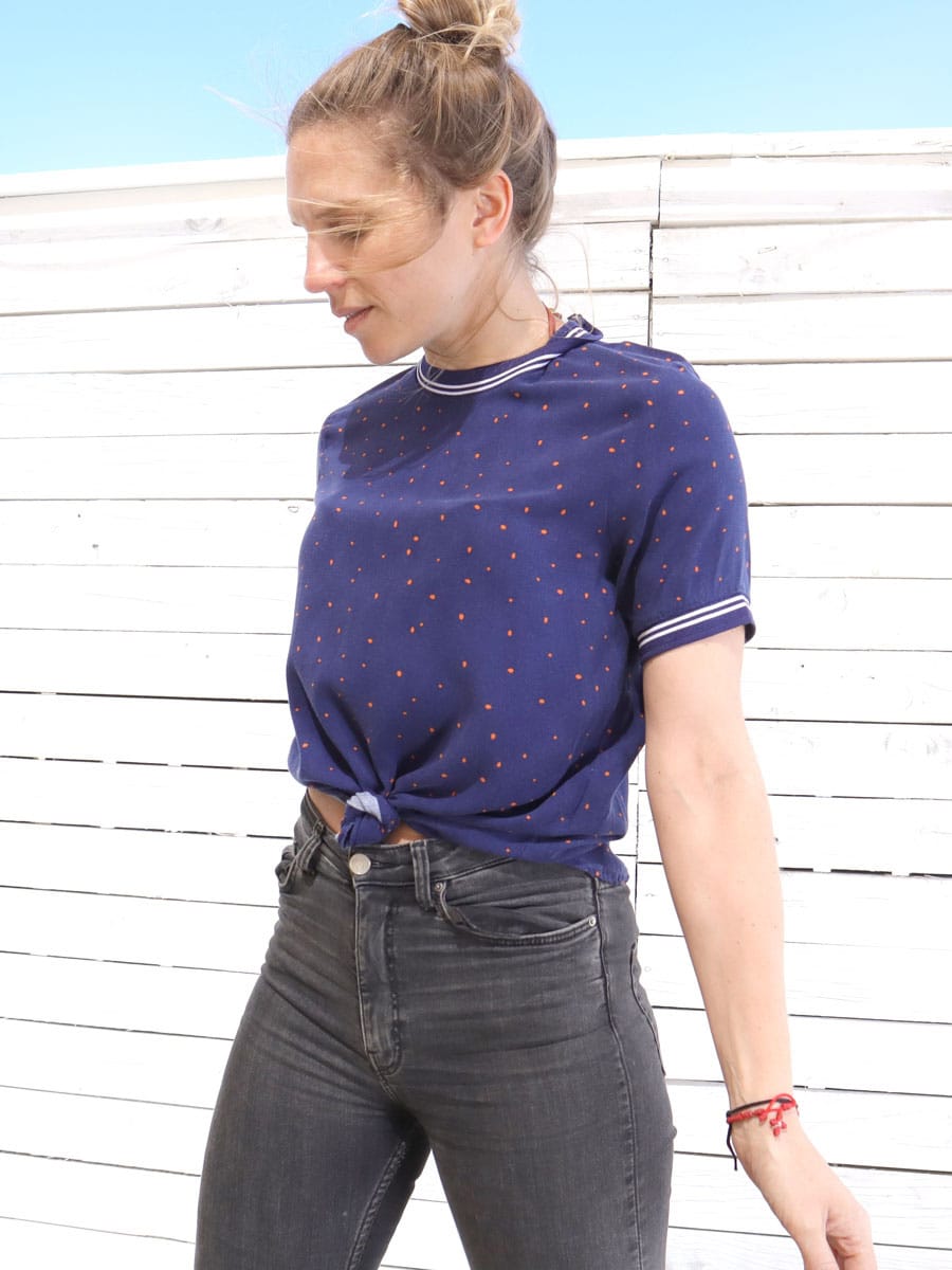 Only-Blusa-Camiseta-Top-punteado-college-collar-05_