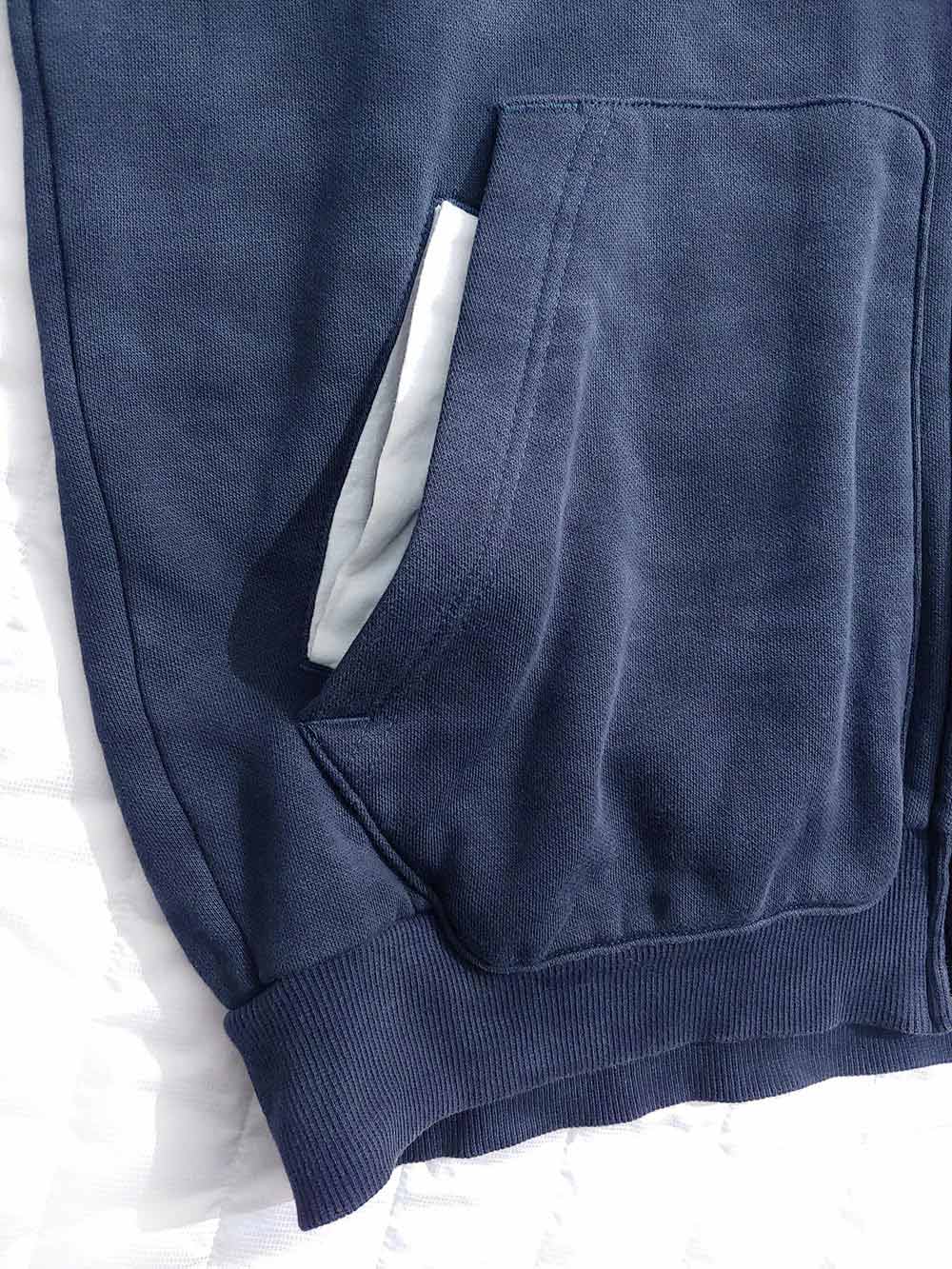 Puma.Front-Logo-Frente-Poleron-con-gorro-cierre-04_