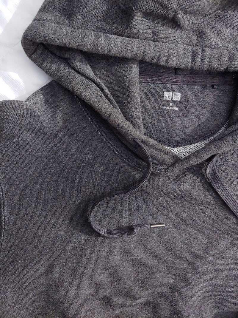 Poleron-con-gorro-Uniqulo-gris-liso-unisex-05_