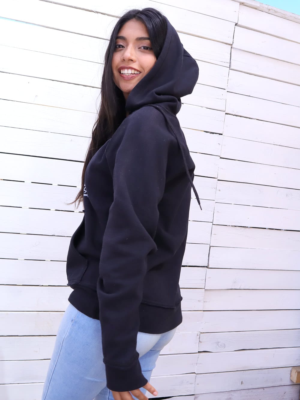 5th-&Ocean-BC-Lions-Canadian-Football-Poleron-con-gorro-futbol_05