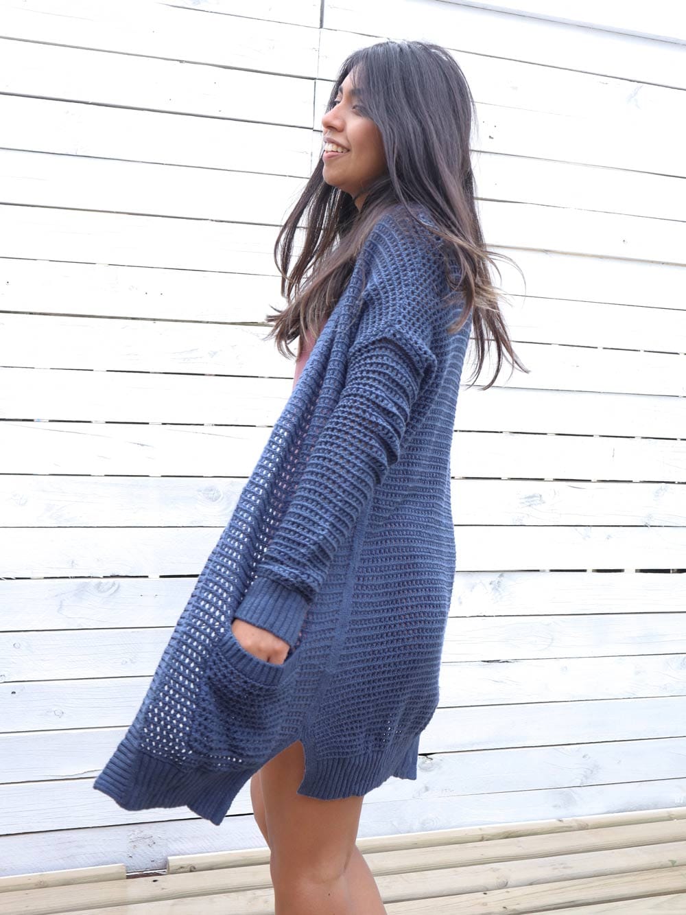 Cardigan-diseno-tejido-largo-azul-marino-chaleco-02