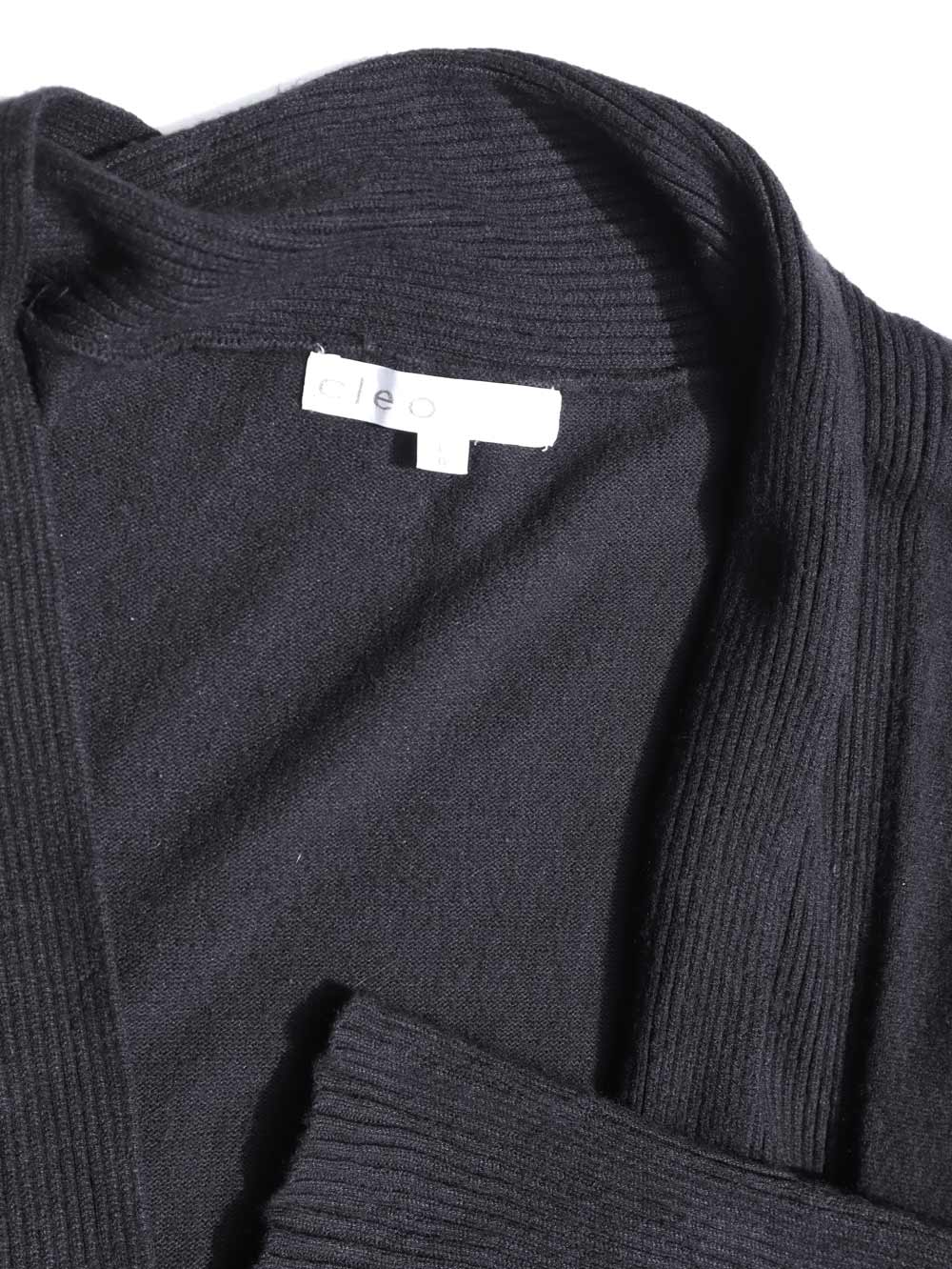 Cleo-Tapado-Negro-Super-elegante-suave-chic-urbano_05