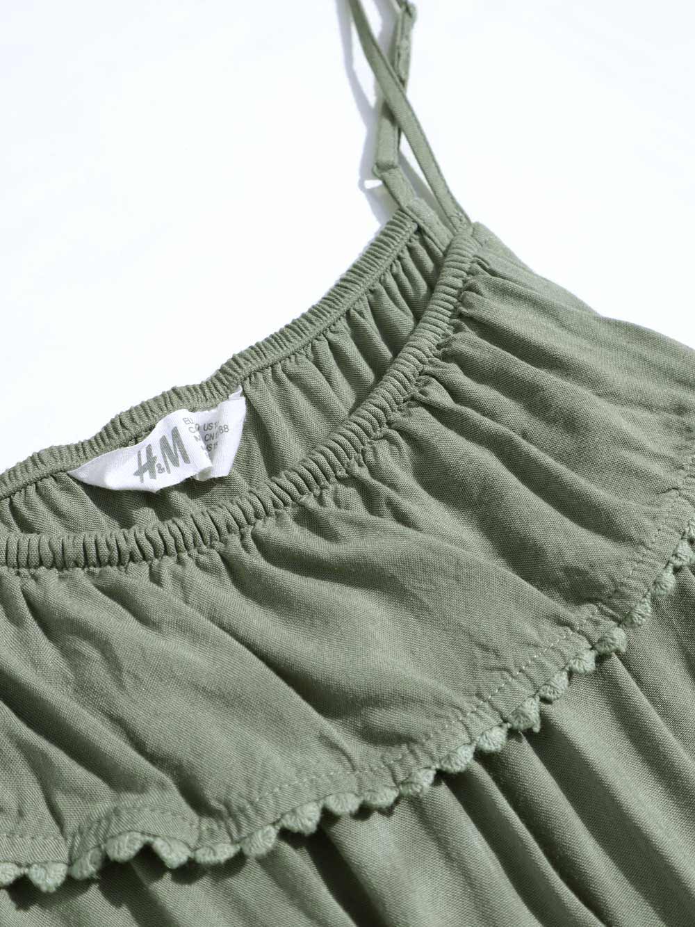 Enterito-con-volantes-caqui-olive-hum-veraniego-ligero_04