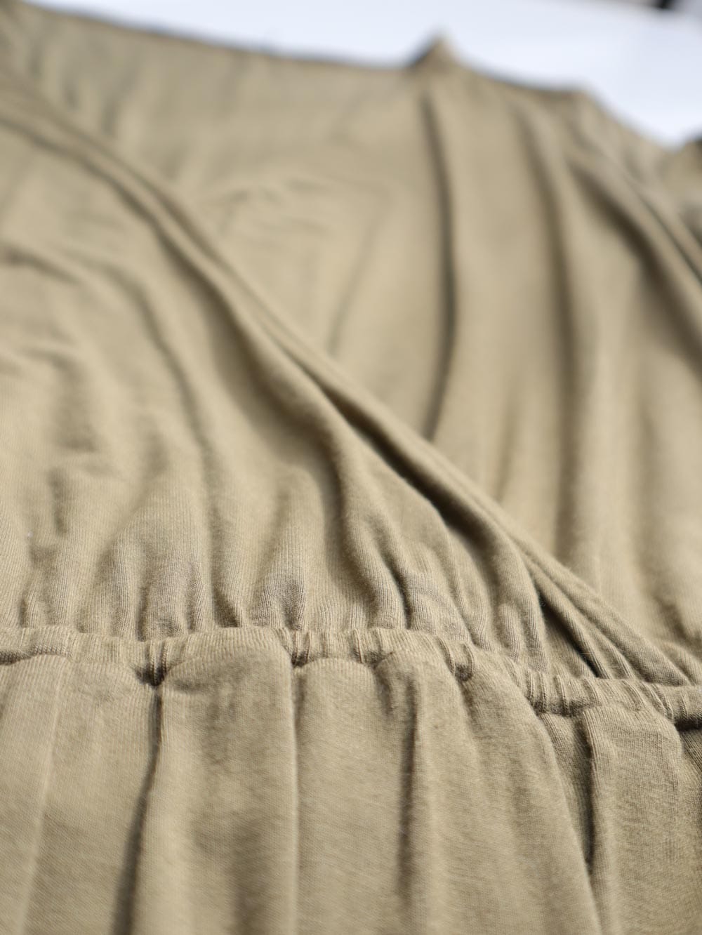 Enterito-largo-super-suave-color-arena-cruzado_04