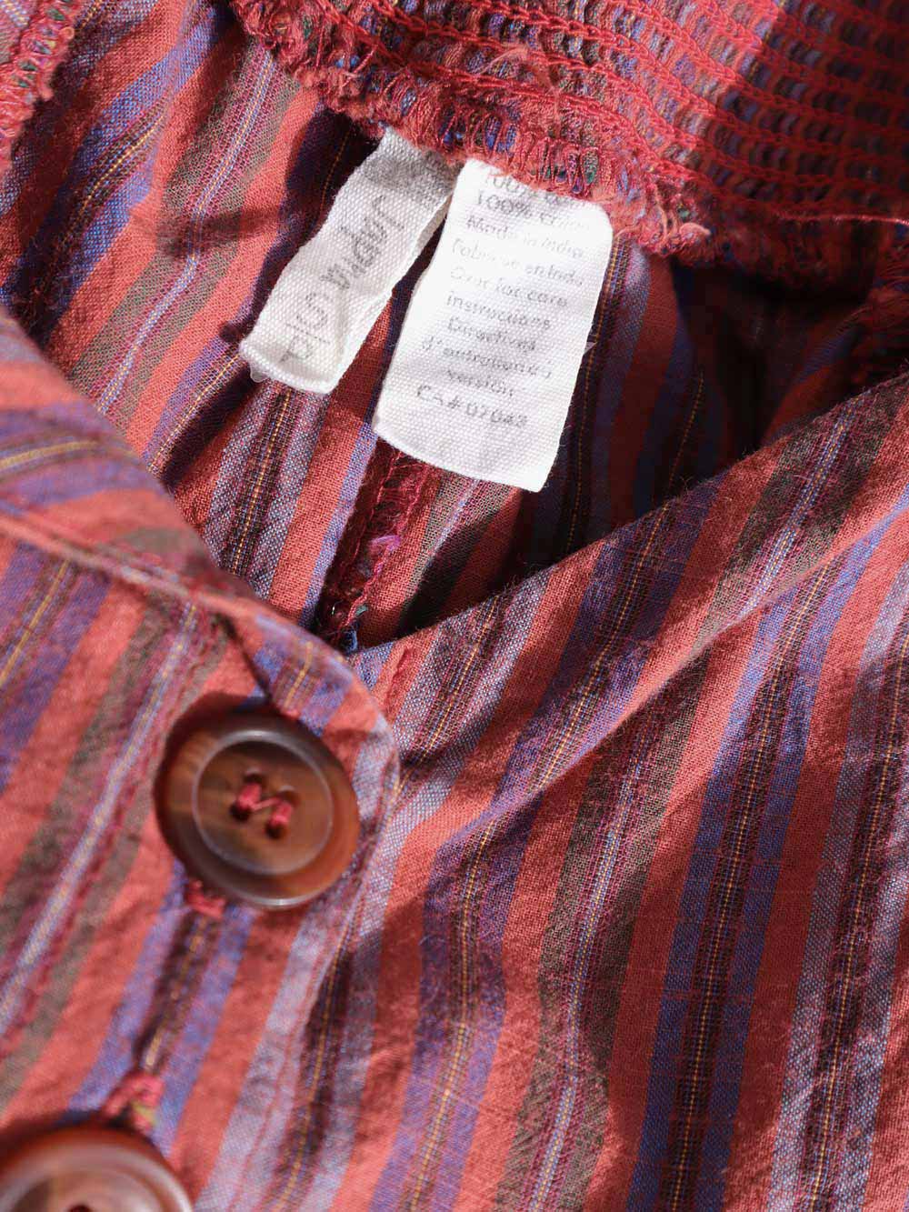 Japna-Enterito-con-rayas-estilo-vintage-mono-en-la-espalda_04