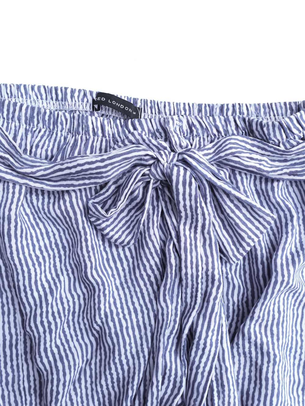 Qed-London-Enterito-con-Mono-en-el-escote-strapless-con-rayas_04