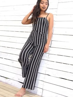 Bershka-xs-enterito-estampado-de-rayas-negro-blanco-midi-striped_01