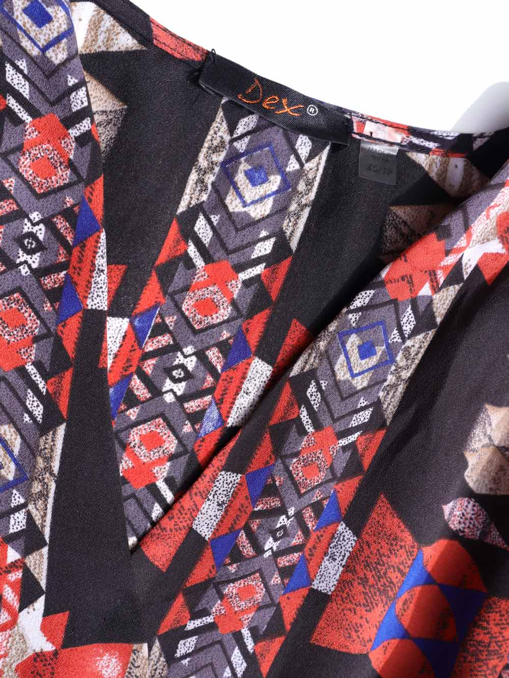 Dex-enterito-curto-con-mangas-largas-estampado-all-over_04