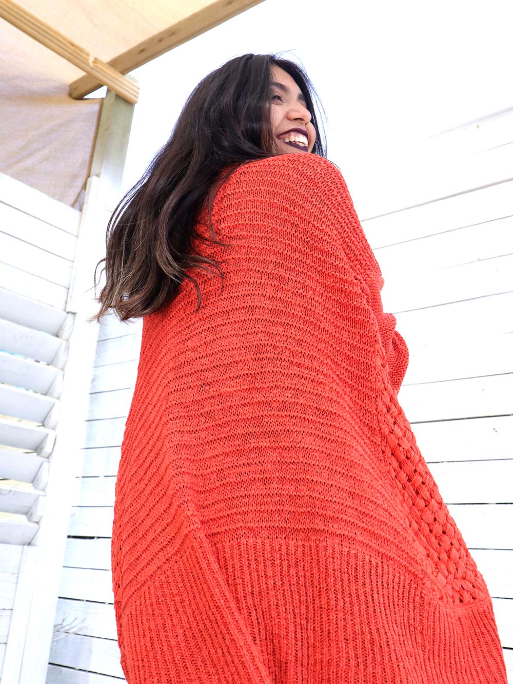 Feuer-Chaleco-Punto-Naranja-oversized-cozy_04