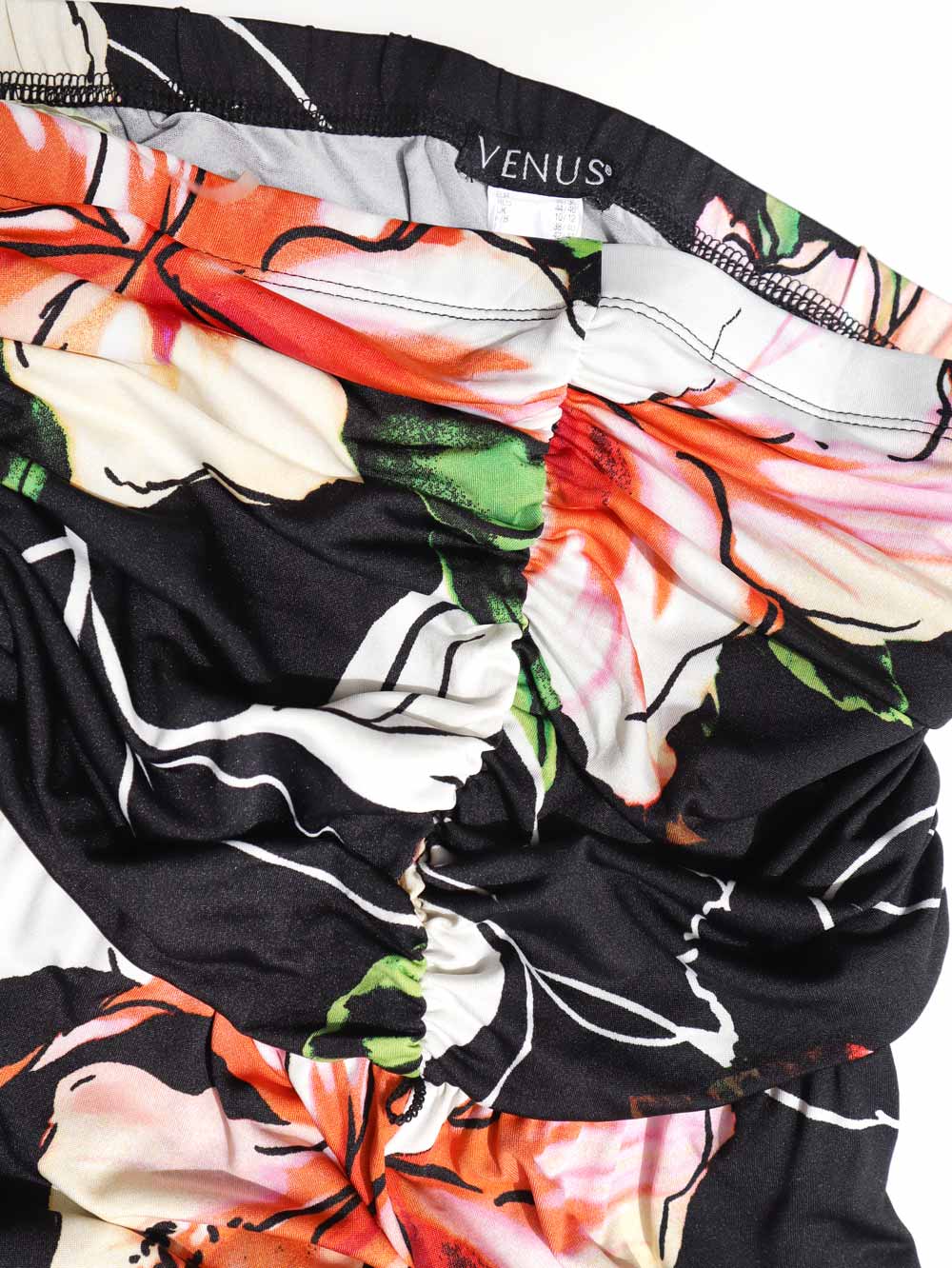 Venus-enterito-floral-strapless-midi-urbano-chic_04