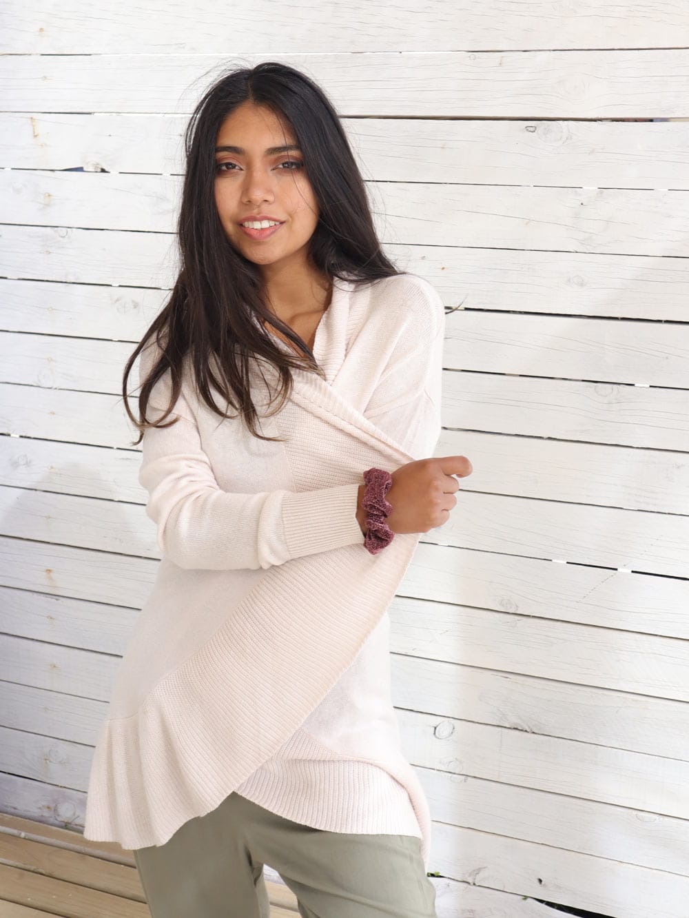 Old-Navy-Cardigan-Liso-Beige-Blanco-Cuello-Chal_03