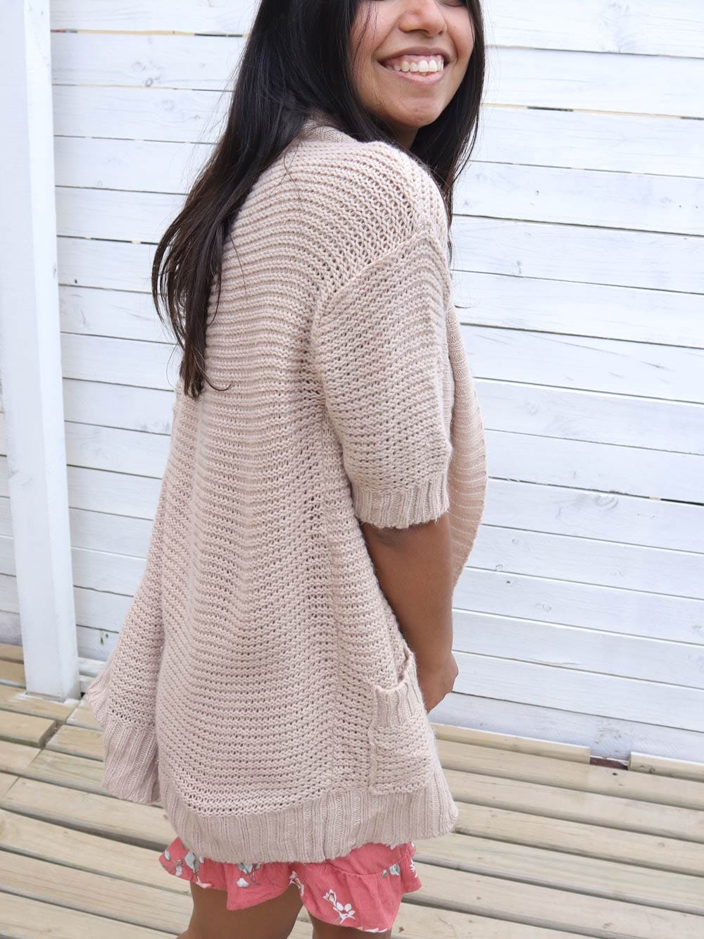 Seduction-cardigan-tejido-de-punto-con-cuello-chal-beige_02