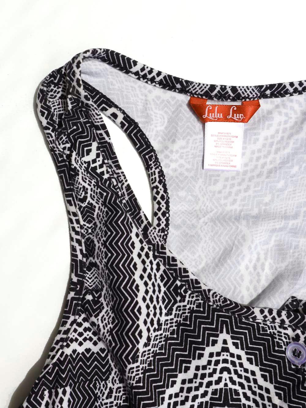 Lulu-Luv-enterito-curto-estilo-veraniego-hippie-diseno-aztec_04