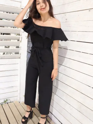 <strong>Revamped</strong> <br> Enterito Estilo Carmen con Volantes<strong>Muj M</strong>