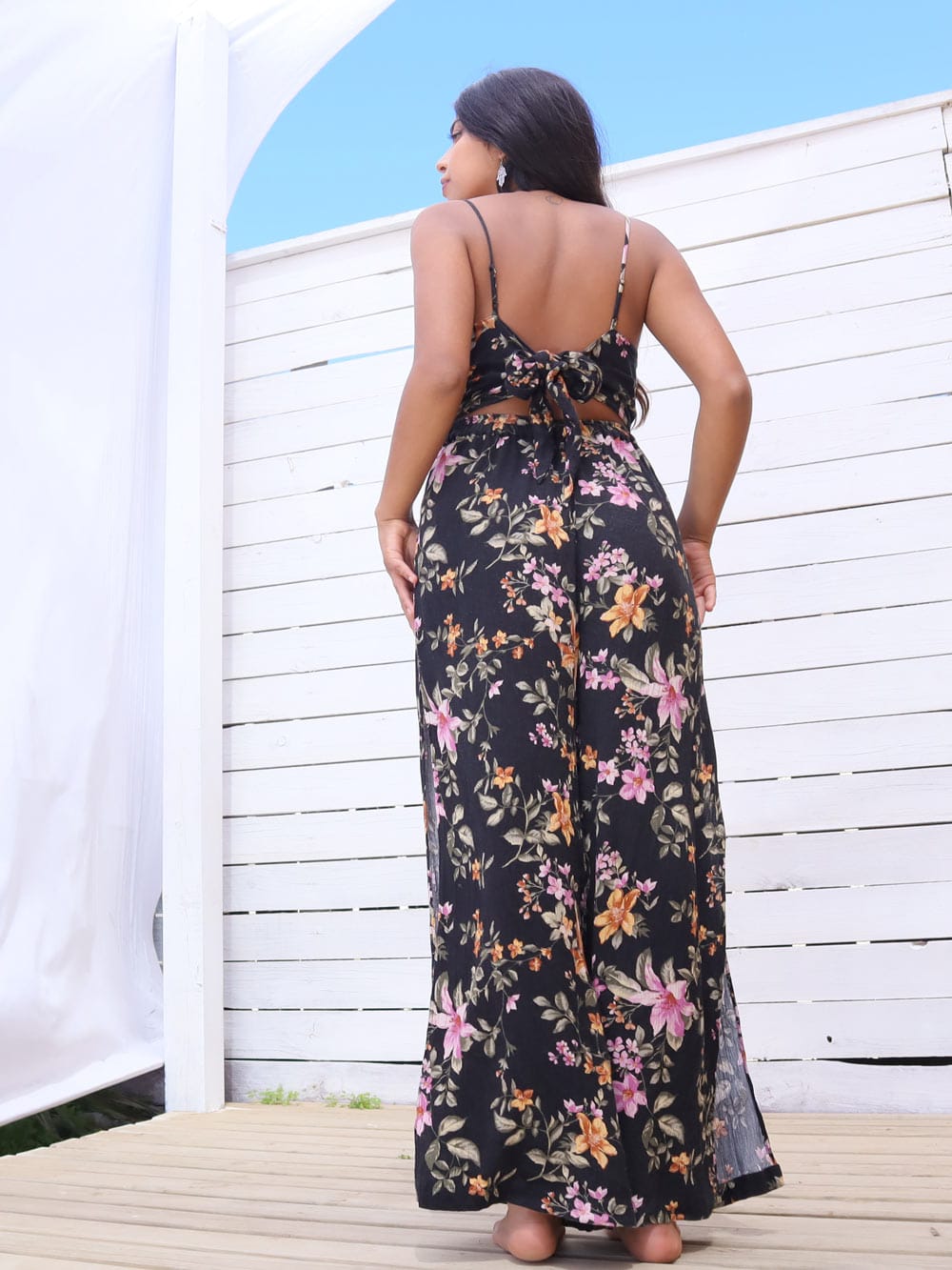 Enterito-largo-American-Outfitters-Estampado-Floral-Aberturas-laterales_03